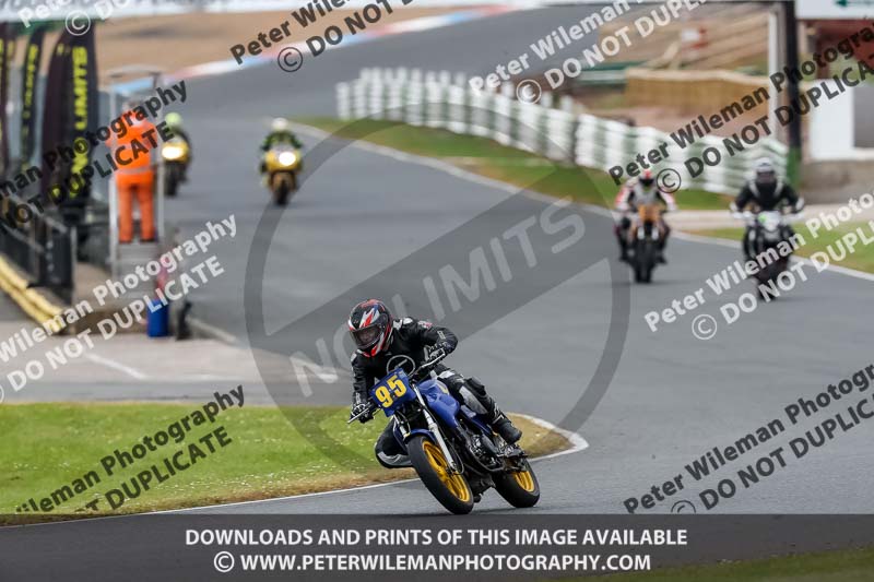 enduro digital images;event digital images;eventdigitalimages;mallory park;mallory park photographs;mallory park trackday;mallory park trackday photographs;no limits trackdays;peter wileman photography;racing digital images;trackday digital images;trackday photos